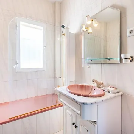 Voltacado 4 Bedroom With Private Pool *