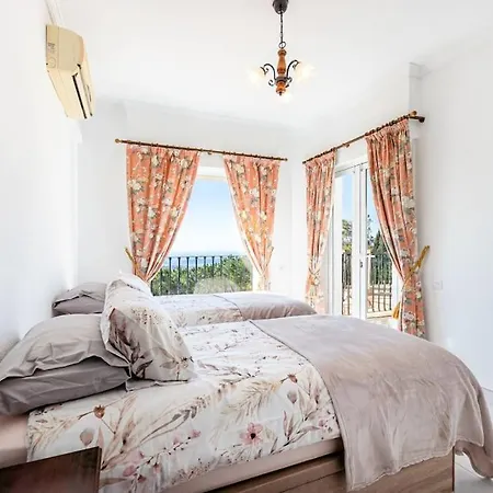 Voltacado 4 Bedroom With Private Pool 别墅 米哈斯