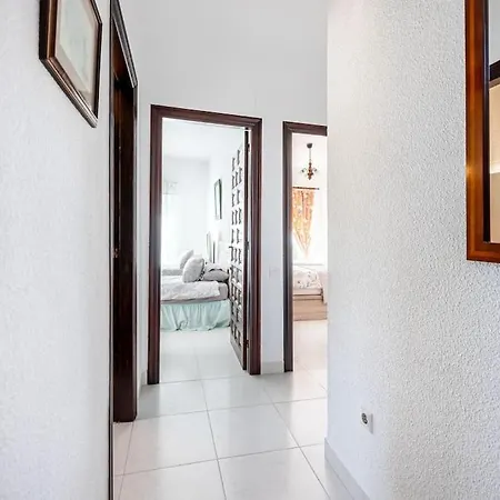 别墅 Voltacado 4 Bedroom With Private Pool 米哈斯